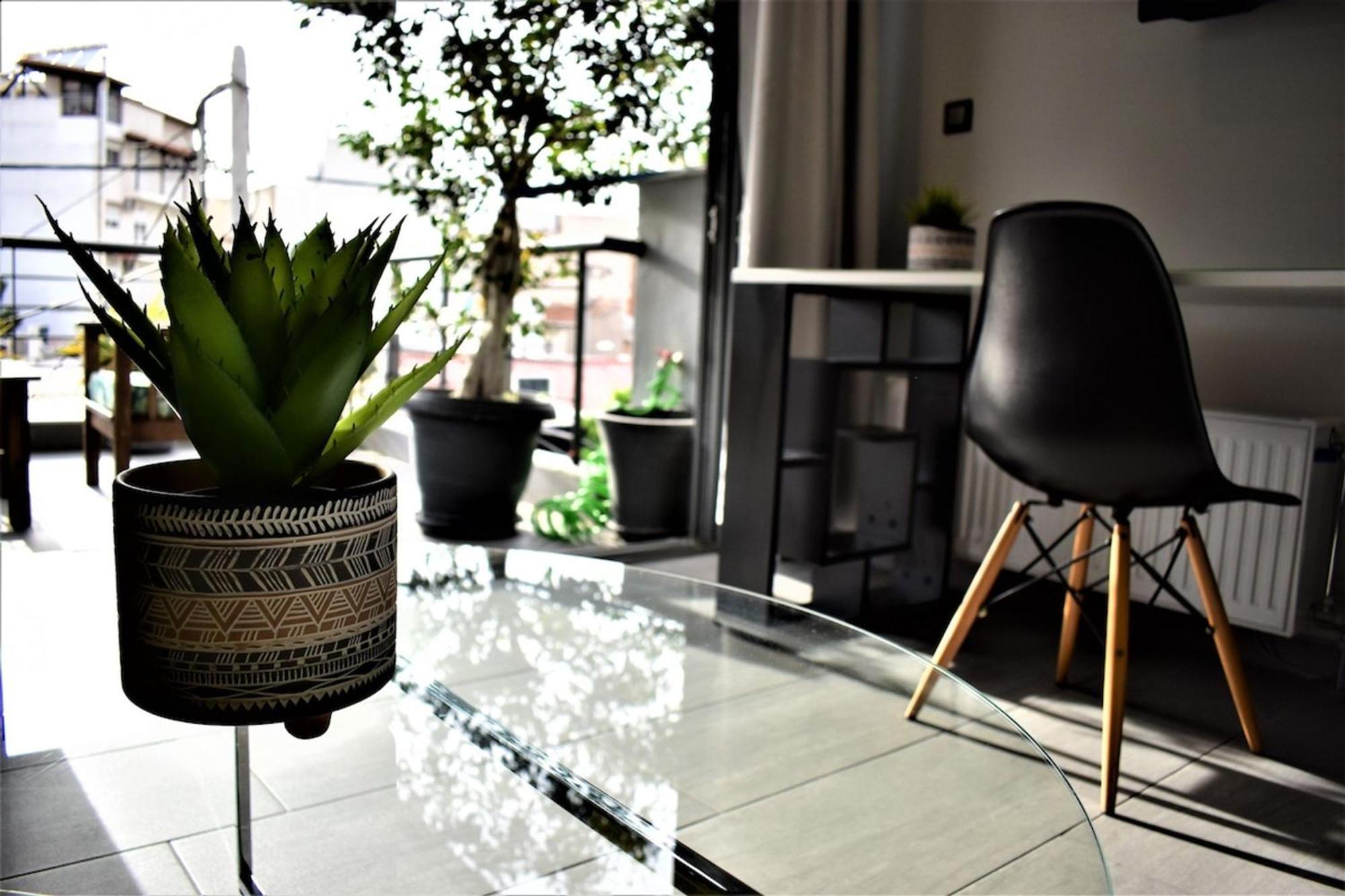 Stylish Boutique Loft With Private Balcony Apartment Atena Exterior foto